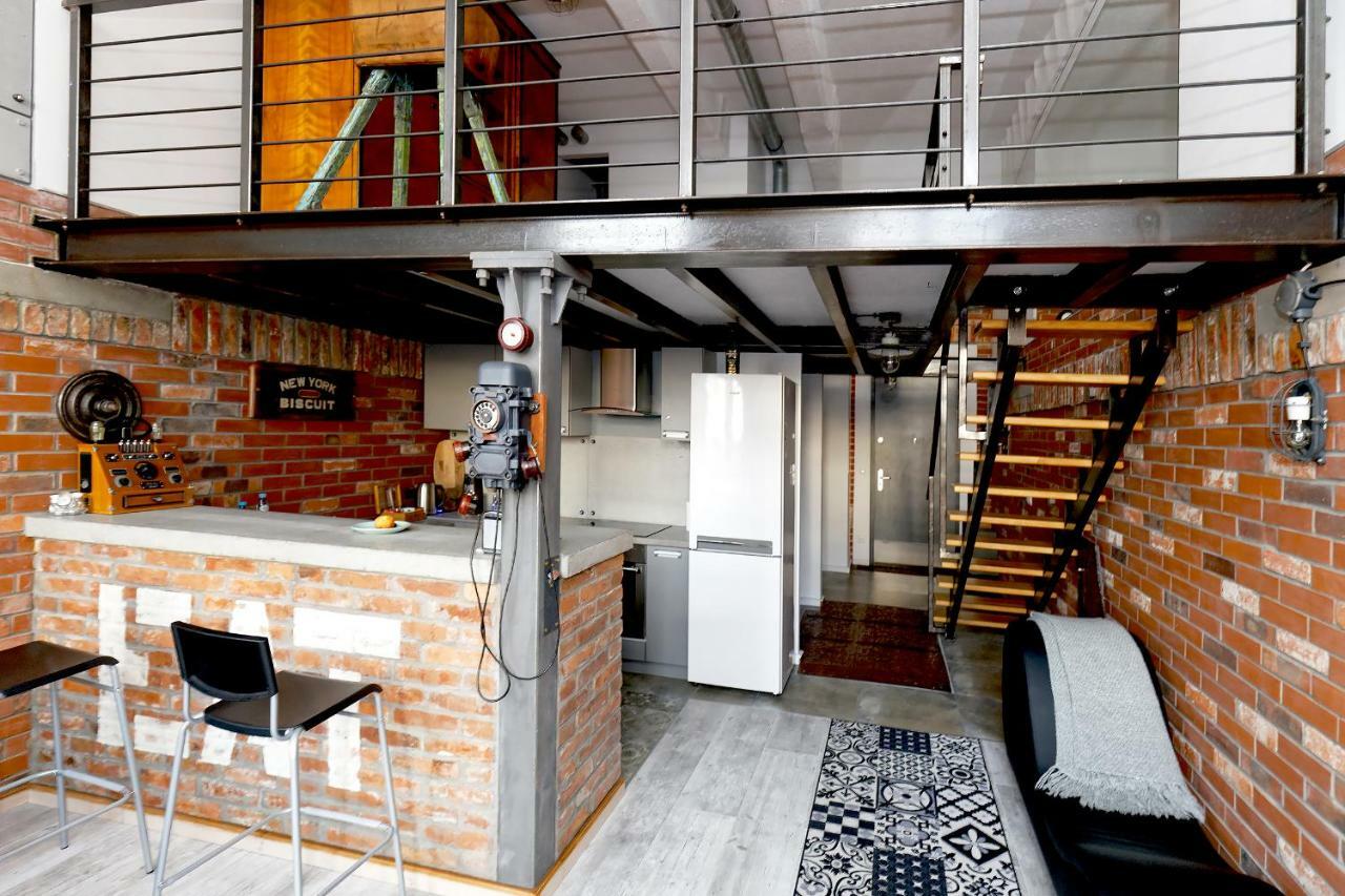 Apartamento Loft Szpularnia Zyrardow Exterior foto